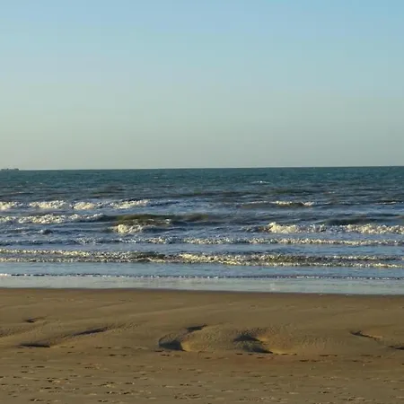 شقة Seaside Serenity Apartment, Cleaning Included نيوبورت